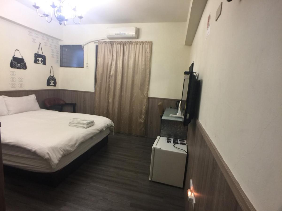 Love Feng Jia Apartment Hotel Taichung Extérieur photo