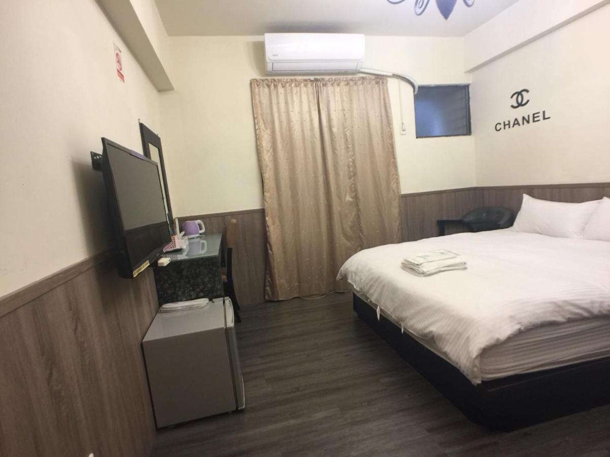 Love Feng Jia Apartment Hotel Taichung Extérieur photo