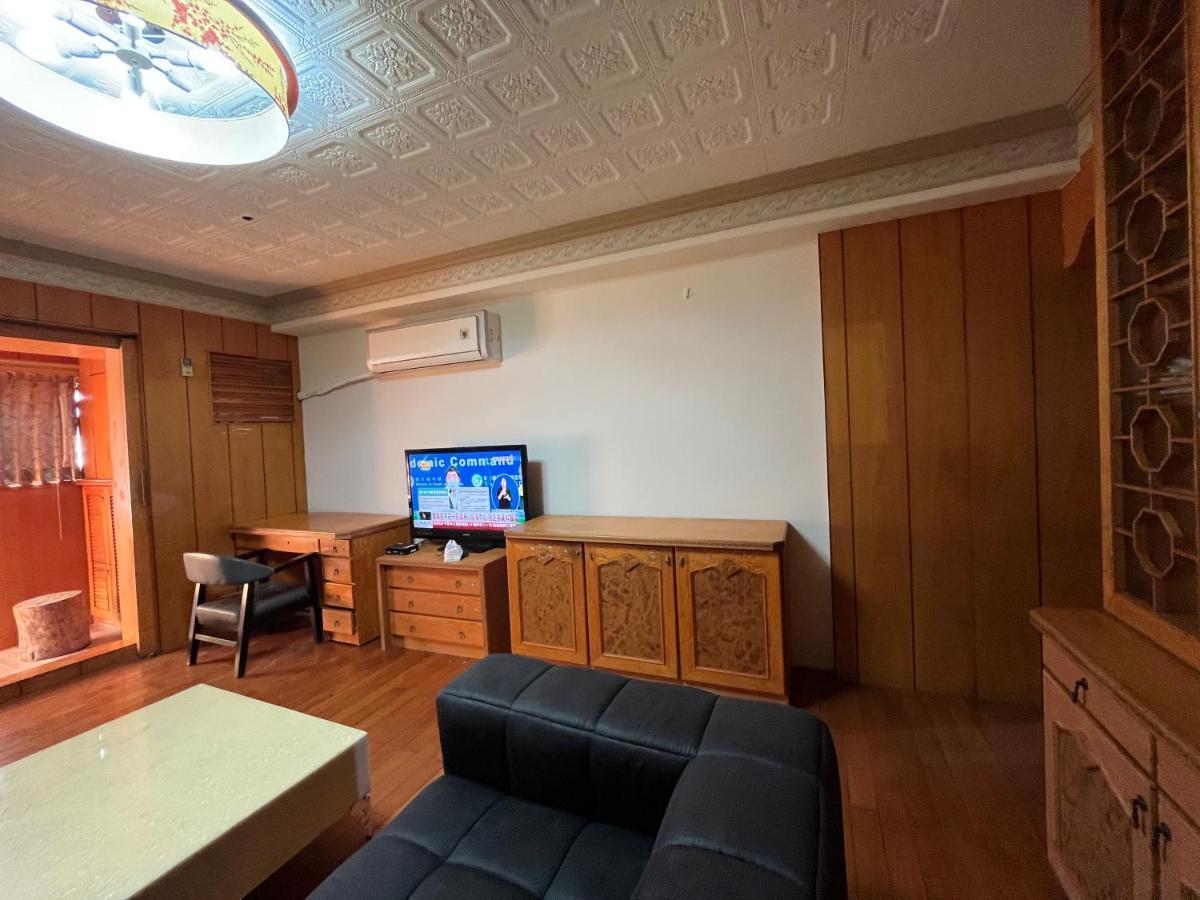 Love Feng Jia Apartment Hotel Taichung Extérieur photo