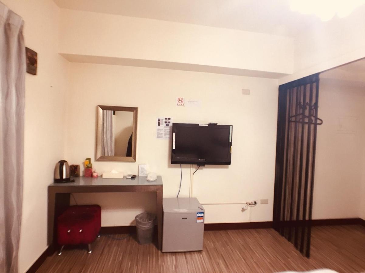 Love Feng Jia Apartment Hotel Taichung Extérieur photo